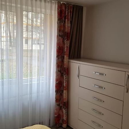Apartament Violeta กูรา ฮูมอรูลุย ภายนอก รูปภาพ