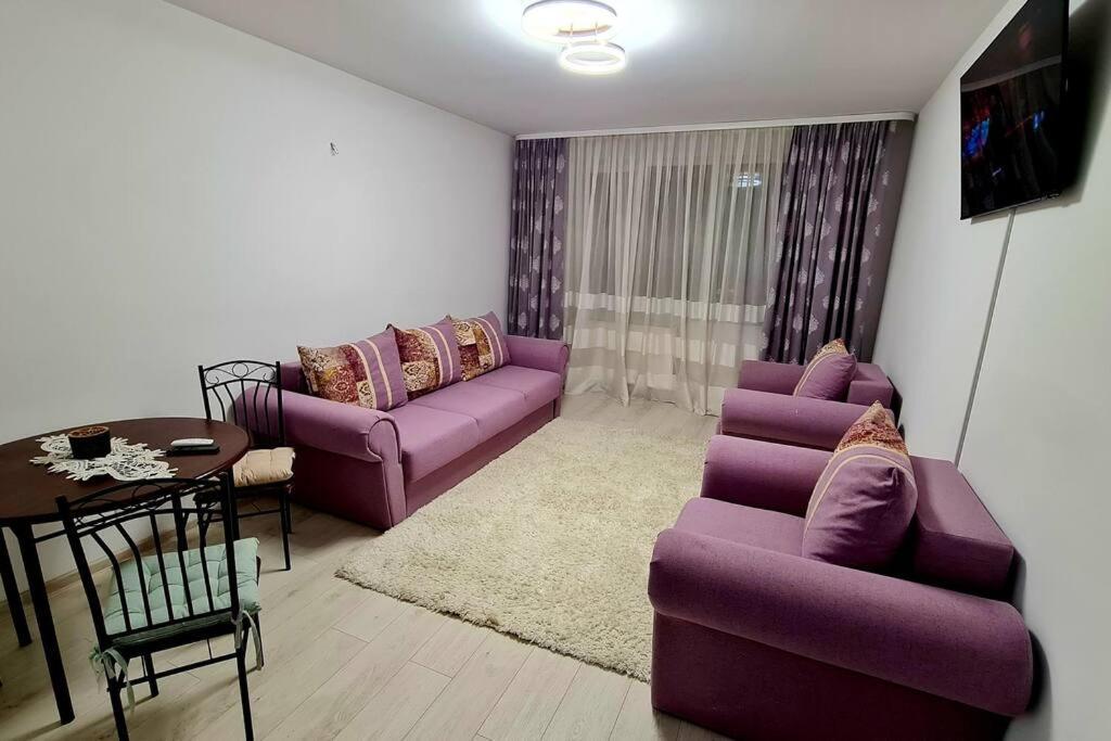 Apartament Violeta กูรา ฮูมอรูลุย ภายนอก รูปภาพ